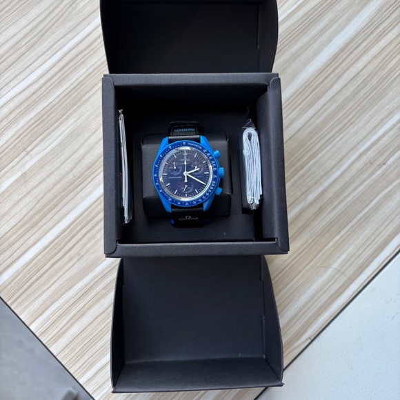 Omega Neptune battery watch - Picture 5 of 9